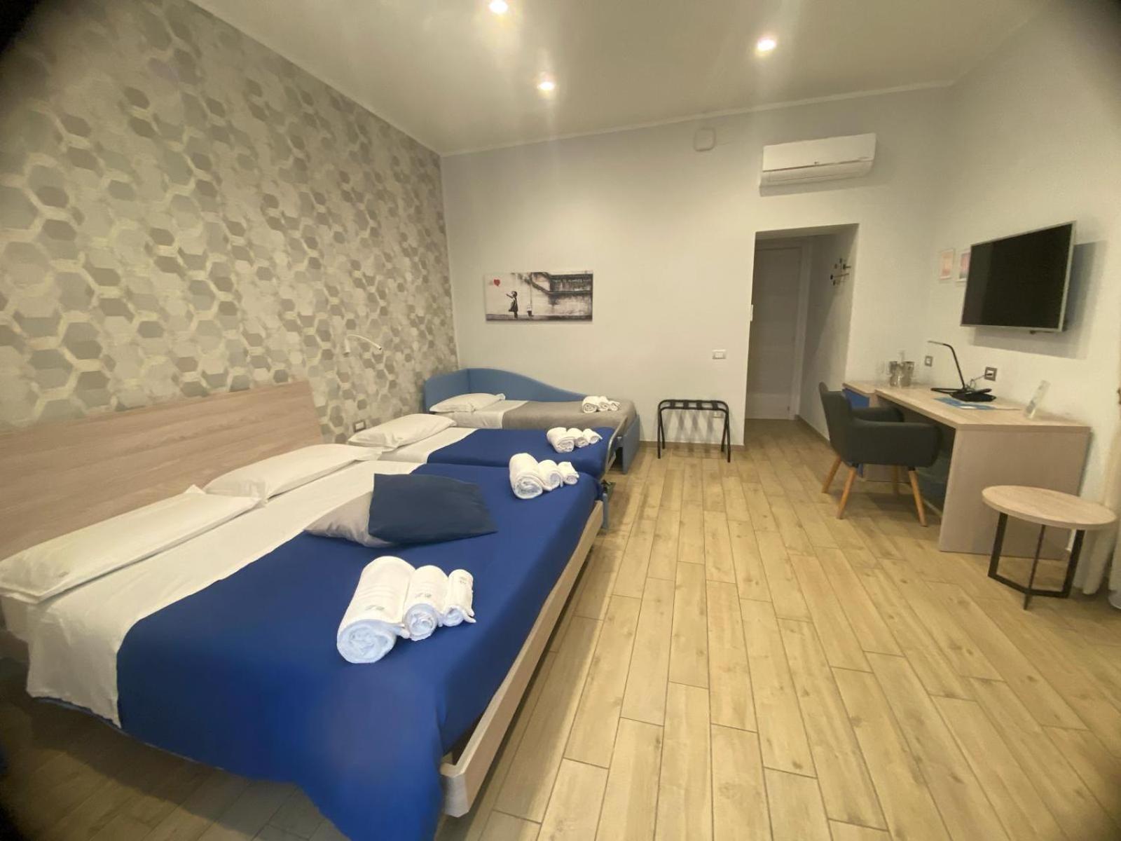 Toledo Rose Hotel เนเปิลส์ ภายนอก รูปภาพ